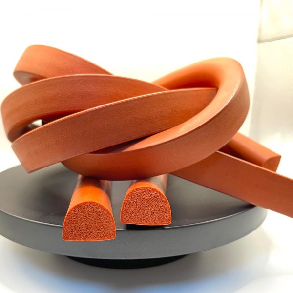 Sponge silicone D extrusion