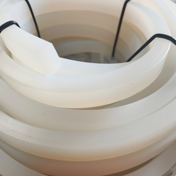Solid Silicone Profile Transparent